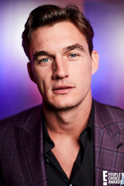 Tyler Cameron, 2019 E! People's Choice Awards, Portrait Studio